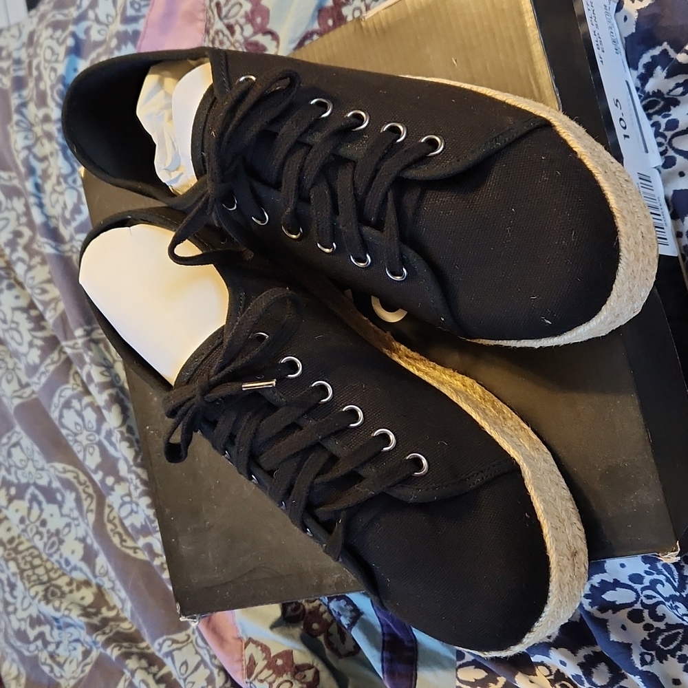 TORRID shoes